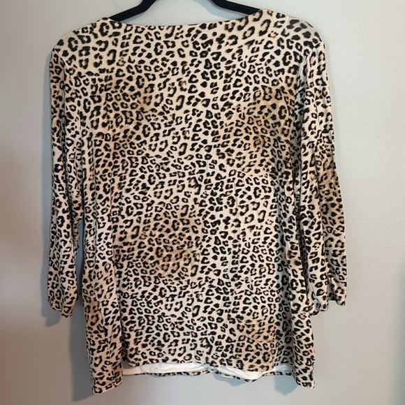Chico’s Cheetah Print Top - Picture 5 of 6